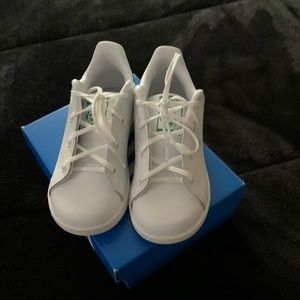 Infant/Toddler sneakers